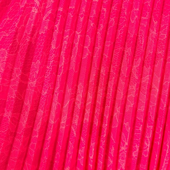 Amur Dominique Tiered Pleated Lace Print Maxi Dress in Raspberry Rose - Picture 6 of 11